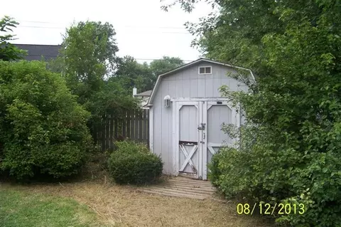2448 Marshall St, Gary, IN 46407 photo 3