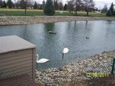 203 Swan Dr #1D, Dyer, IN 46311 photo 3