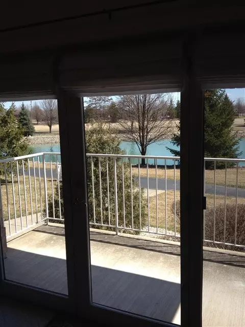 203 Swan Dr #1D, Dyer, IN 46311 photo 4