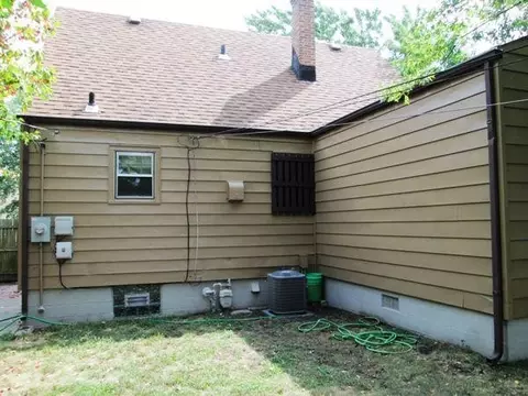 6738 Baring Ave, Hammond, IN 46324 photo 3