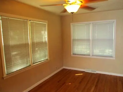 6738 Baring Ave, Hammond, IN 46324 photo 10