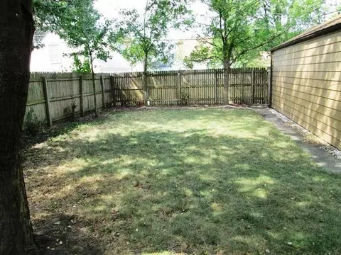 6738 Baring Ave, Hammond, IN 46324 photo 6