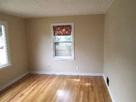 6738 Baring Ave, Hammond, IN 46324 photo 7