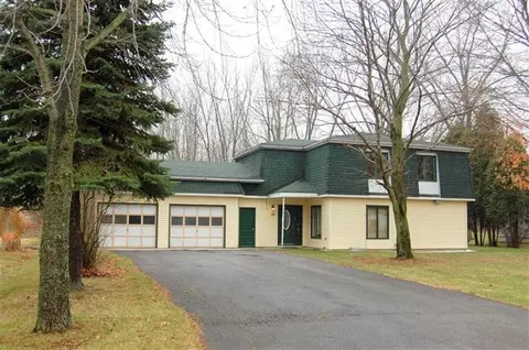 55 Burwell Dr, Porter, IN 46304 photo 1