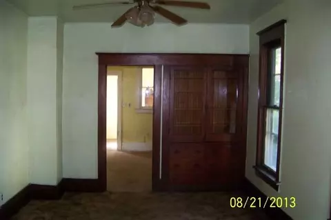 407 E North St, Crown Point, IN 46307 photo 6