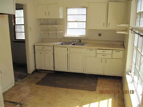 1220 Cass St, Gary, IN 46403 photo 7