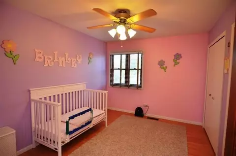 100 Walnut Ct, Hebron, IN 46341 photo 7