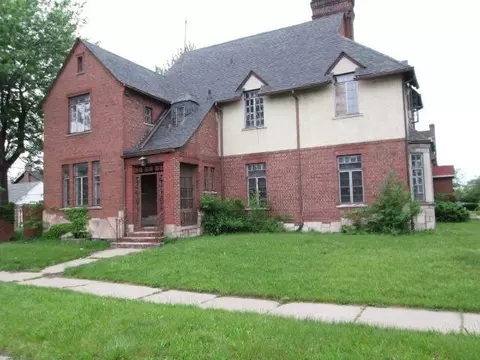 590 Roosevelt St, Gary, IN 46404 photo 1