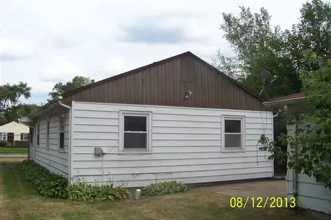 766 Taney Pl, Gary, IN 46404 photo 2