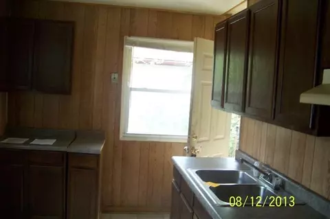 766 Taney Pl, Gary, IN 46404 photo 4