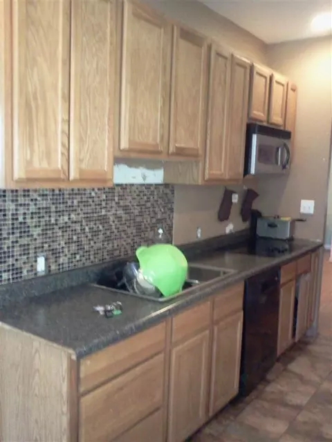 569 Buchanan St, Gary, IN 46402 photo 6