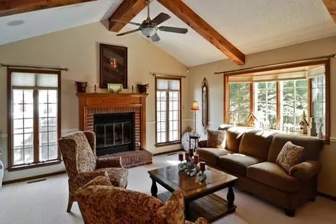 447 N True St, Griffith, IN 46319 photo 2
