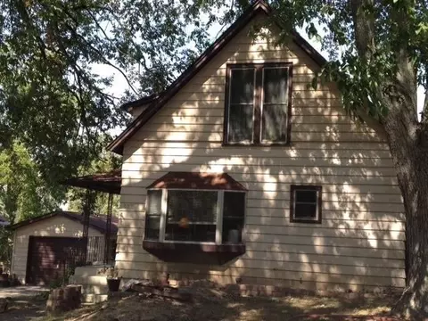 823 Kankakee, Lowell, IN 46356 photo 2