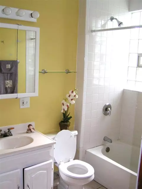 950 Myrtle Ave, Whiting, IN 46394 photo 5