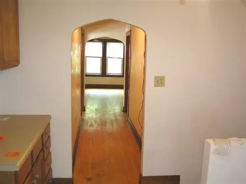 950 Myrtle Ave, Whiting, IN 46394 photo 9