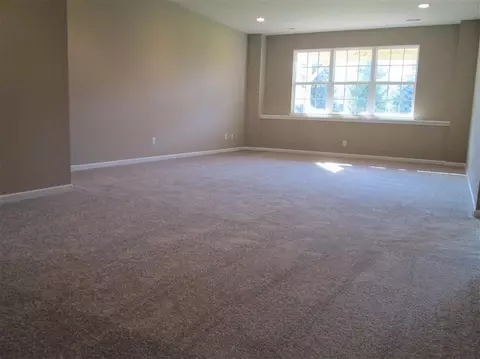 8808 Forest Glen Ct, Saint John, IN 46373 photo 5