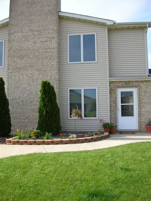 7676 E 108th Ave, Crown Point, IN 46307 photo 1