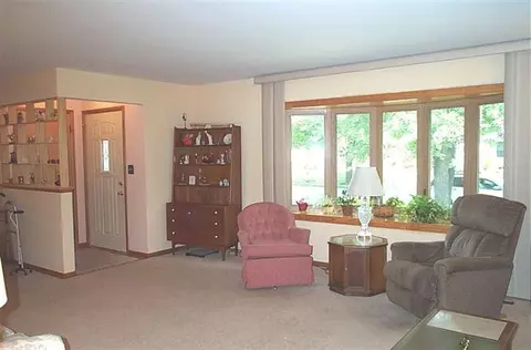 8556 Forest Ave, Munster, IN 46321 photo 6
