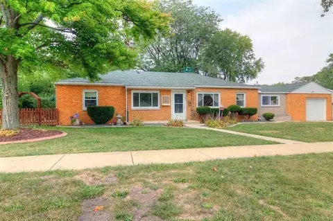 509 S Dexter Dr, Crown Point, IN 46307 photo 2