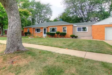 509 S Dexter Dr, Crown Point, IN 46307 photo 3
