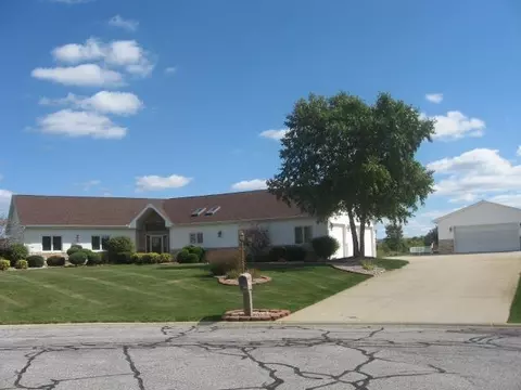 4625 E 104th Ave, Crown Point, IN 46307 photo 2