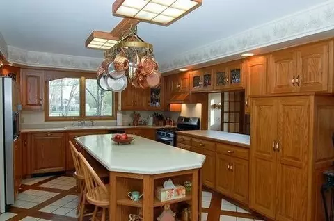 326 Oak, La Porte, IN 46350 photo 5