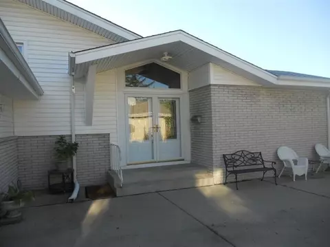 2938 Garfield Ave, Highland, IN 46322 photo 3