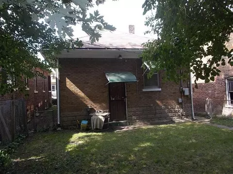 1133 Pierce St, Gary, IN 46407 photo 2