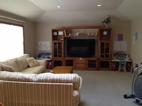 225 Timrick Dr, Munster, IN 46321 photo 6