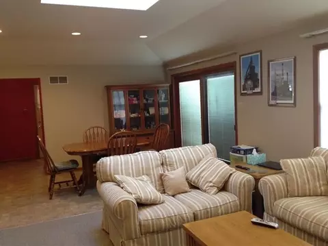 225 Timrick Dr, Munster, IN 46321 photo 5