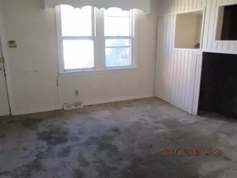 2432 Burr St, Gary, IN 46406 photo 3