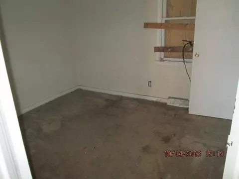 2432 Burr St, Gary, IN 46406 photo 4