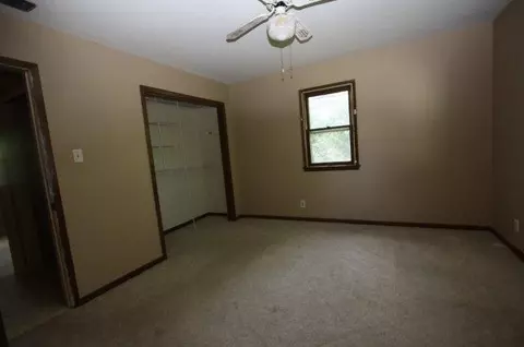 10436 N 500, De Motte, IN 46310 photo 6