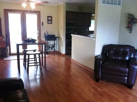 9806 Arthur Ct, Crown Point, IN 46307 photo 4