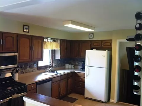 9806 Arthur Ct, Crown Point, IN 46307 photo 6