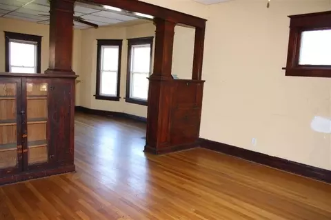 520 Delaware St, Gary, IN 46402 photo 3