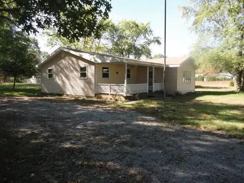 2455 E 250, Knox, IN 46534 photo 1