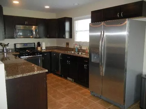 1163 Legacy Dr, Burns Harbor, IN 46304 photo 7