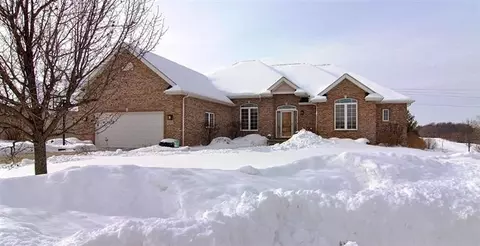 10132 Doubletree Dr, Crown Point, IN 46307 photo 2