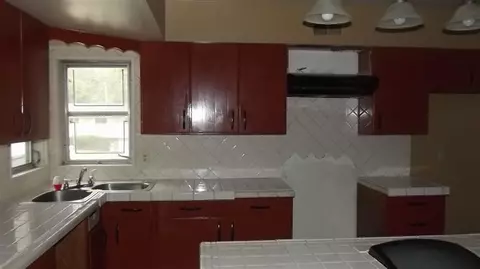 8023 Hemlock Ave, Gary, IN 46403 photo 7