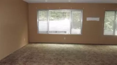 8023 Hemlock Ave, Gary, IN 46403 photo 2
