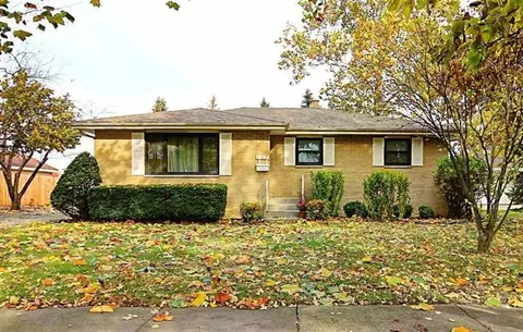 147 W Carnation, Dyer, IN 46311 photo 1