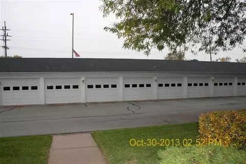 1620 Camellia Dr #B-1, Munster, IN 46321 photo 3