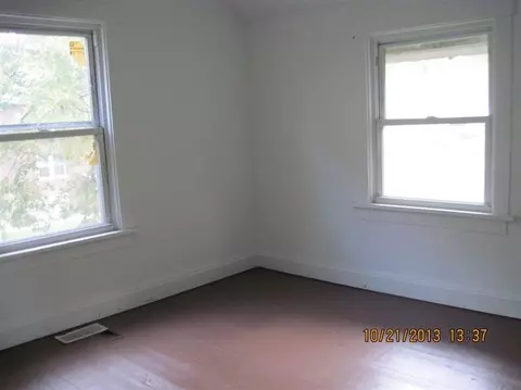 568 Ohio St, Gary, IN 46402 photo 10