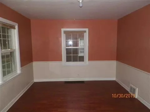 246 Adelaide Pl, Munster, IN 46321 photo 8