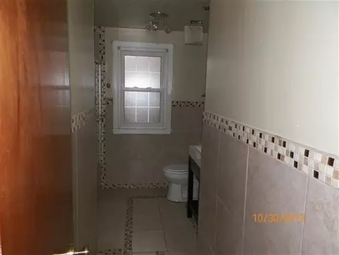 246 Adelaide Pl, Munster, IN 46321 photo 5