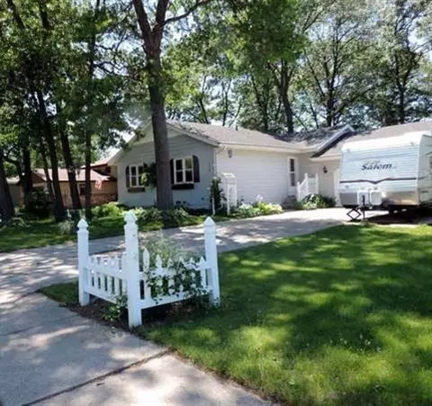 338 N True St, Griffith, IN 46319 photo 1
