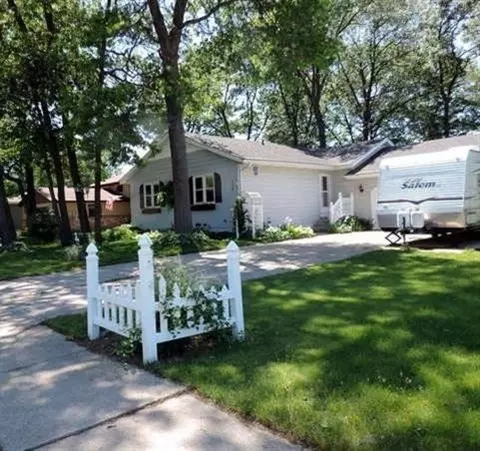 338 N True St, Griffith, IN 46319 photo 1