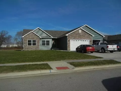 219 Fairchild Dr, Burns Harbor, IN 46304 photo 1