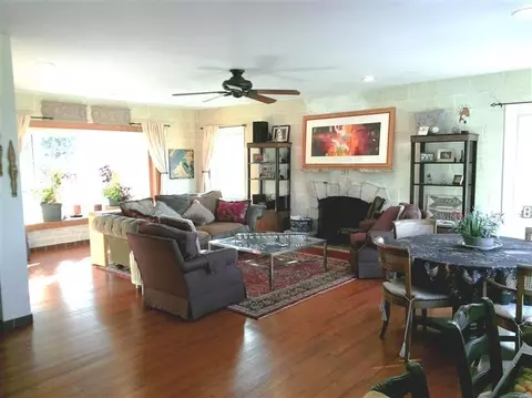 8620 Oak Ave, Gary, IN 46403 photo 8